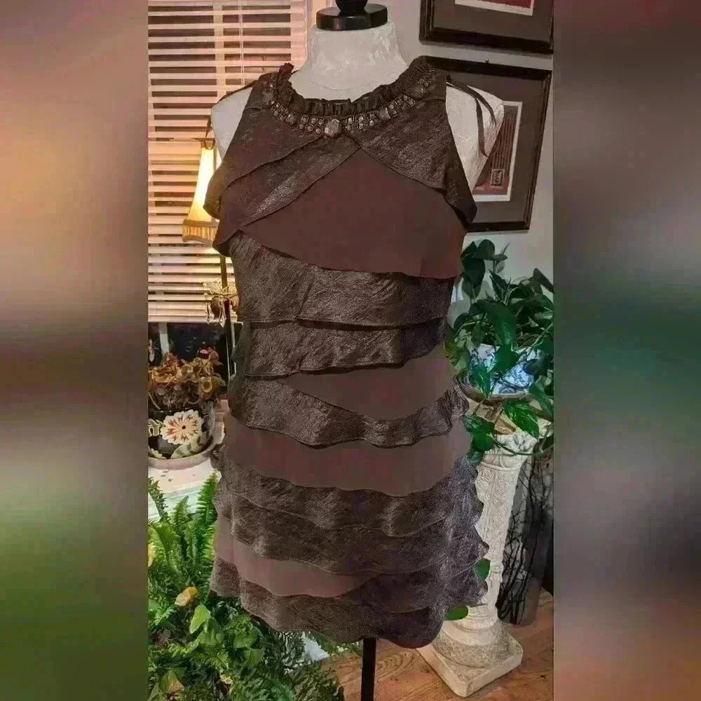 S.L.Fashions Tiered Ruffle Dress Size 14 - Picture 8 of 9